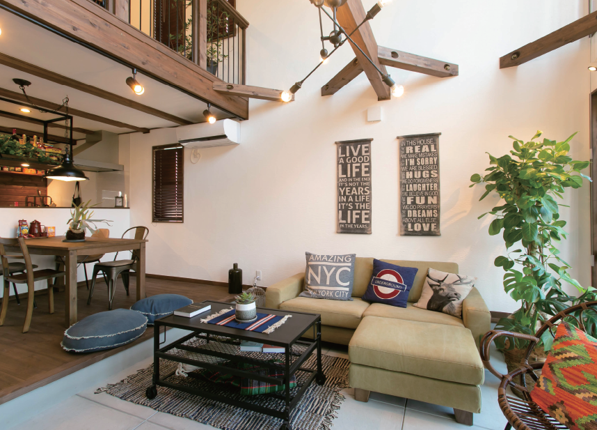 BOOOTS Living Room
